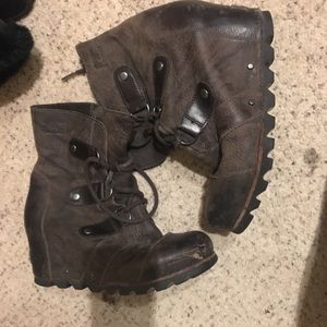 Size 6 sorel Joan of arc wedge!